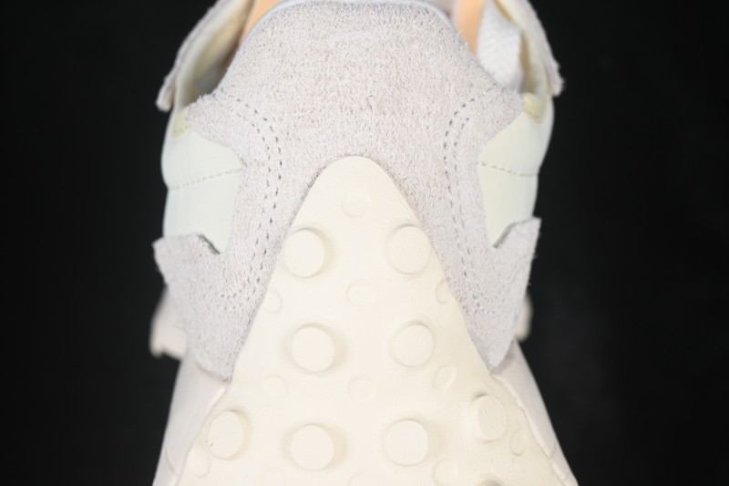 New Balance NB327 Retro Running Shoes with Vintage Inspired Design - U327WCC