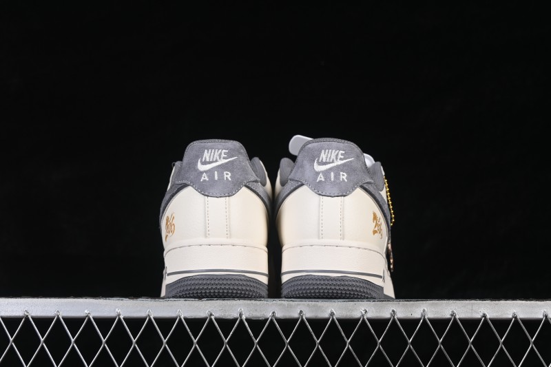 Nike Air Force 1 '07 Low Casual Skateboarding Shoes in Off-White and Grey - HT5088-615