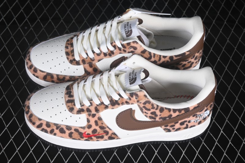 Nike Air Force 1 '07 Low Collaboration Casual Skateboarding Shoes with Full-Length Air Cushion - WY0655-118