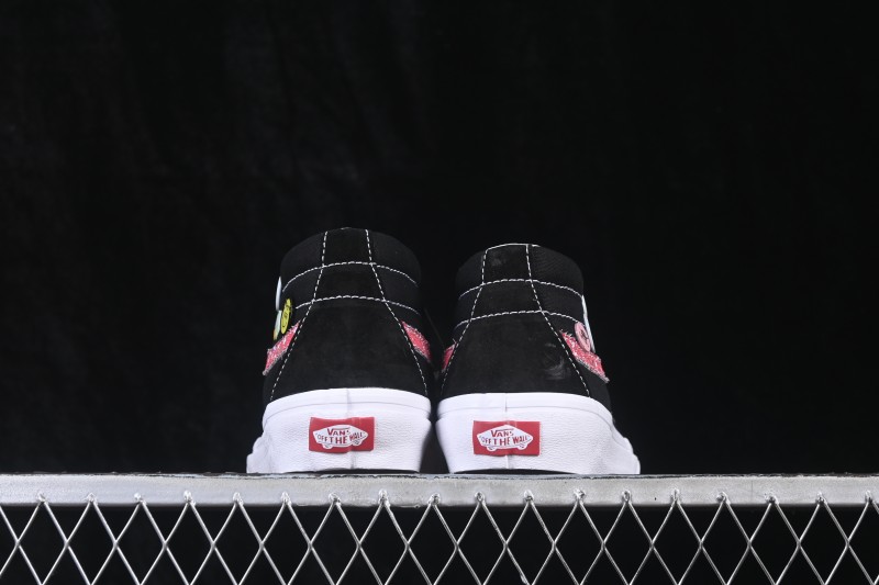 Vans Sk8-Mid Casual Skateboarding Shoes with Classic Design - VN000EGY619