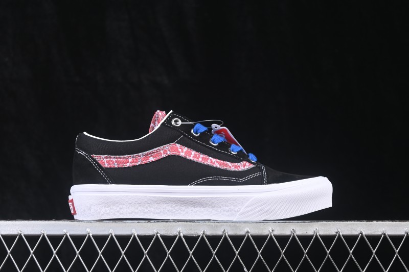 Vans Old Skool Low-Top Skateboarding Shoes with Classic Side Stripe - VN000EGY617