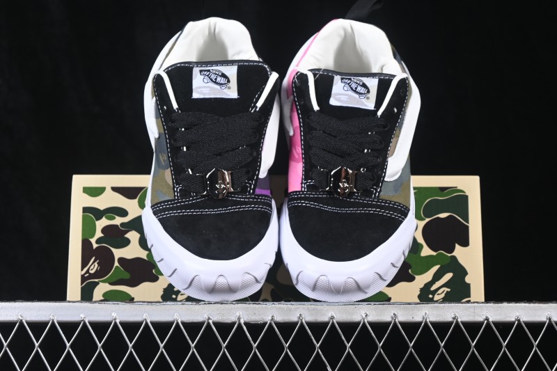 Bape x Vans LX Knu Skool TB Low-Top Skateboarding Shoes with Co-Branded Ape Head Design - VN000Z39W09