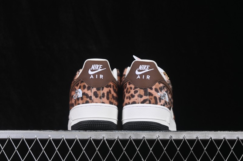 Nike Air Force 1 '07 Low Collaboration Casual Skateboarding Shoes with Full-Length Air Cushion - WY0655-118