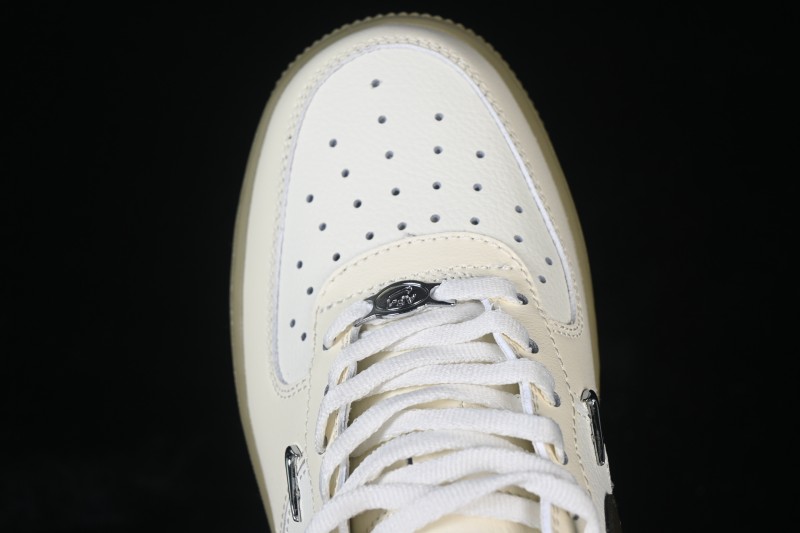 Nike Air Force 1 '07 Low Basketball Shoes with Classic Leather Upper and Air-Sole Cushioning - IQ9802-022