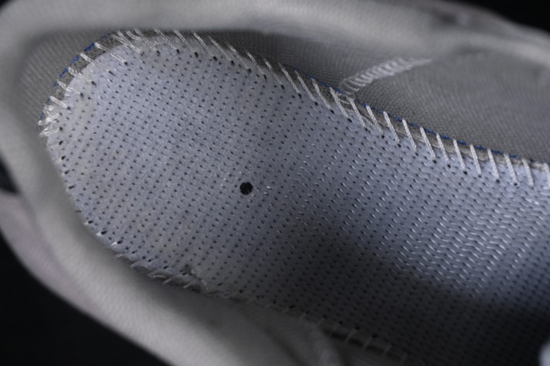 Converse Sport Casual Round-Toe Low-Top Canvas Shoes with Lace-Up Design - A10548C