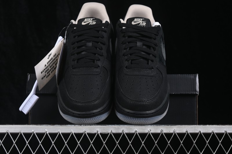 Nike Air Force 1 '07 Low Basketball Sneakers with Classic Leather Upper - IQ9791-001