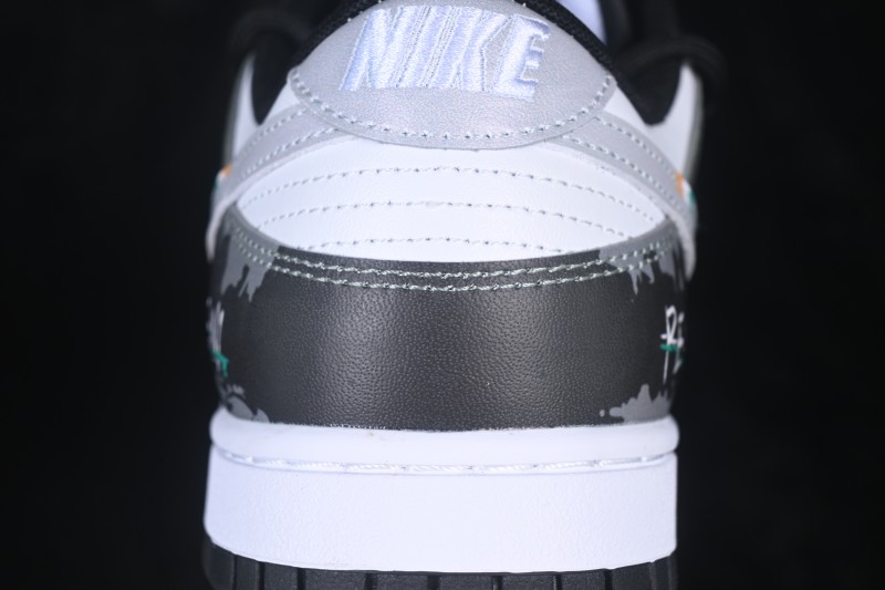 Nike SB Dunk Low Top Lacing Skateboarding Shoes - DD1391-100