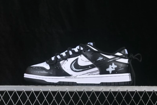 Nike SB Dunk Low Skateboarding Shoes with Lace-Up Closure - DD1391-100