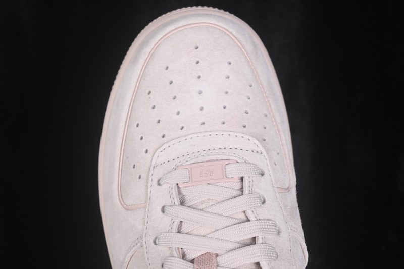 Nike Air Force 1 '07 Low Basketball Sneakers with Classic Leather Upper and Air-Sole Cushioning - HV4406-601