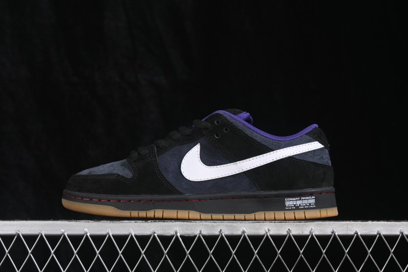 Nike SB Dunk Low Skateboarding Shoes with Cushioned Collar and Rubber Outsole - HQ1625-500