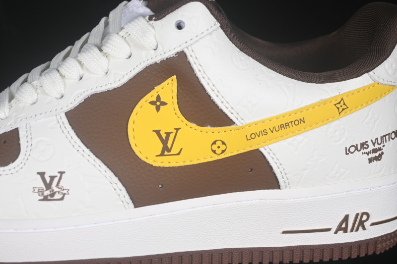 Nike Air Force 1 '07 Low Casual Skateboarding Shoes with Full-Length Air Cushion - WY0655-108