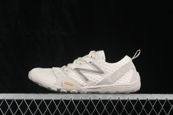 New Balance MT10 Minimalist Trail Running Shoes with Vibram Outsole - MT10O71X