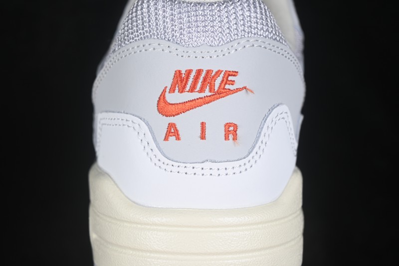 Nike Air Max 1 Retro Running Shoes with Half-Sole Air Cushion - II7055-100