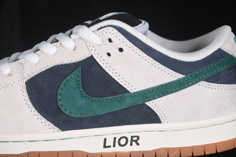 Nike SB Dunk Low Suede Grey Gum Skateboarding Shoes - HF3704-001