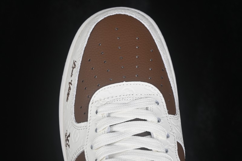 Nike Air Force 1 '07 Low Casual Skateboarding Shoes with Full-Length Air Cushion - WY0655-108