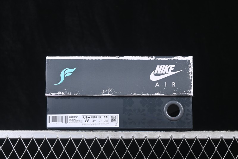 SoleFly x Air Jordan 5 Retro AJ5 Miami Wolf Grey - IU0734-001